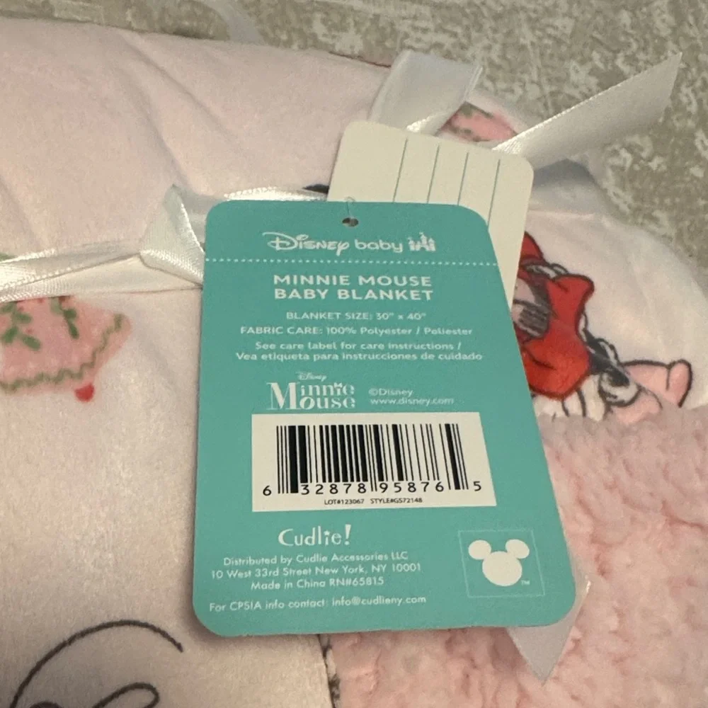 Disney Minnie Mouse Pink and White Blanket - Picture 2 of 7